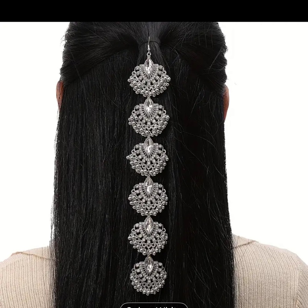Elegant Silver and Black Hair Accessory